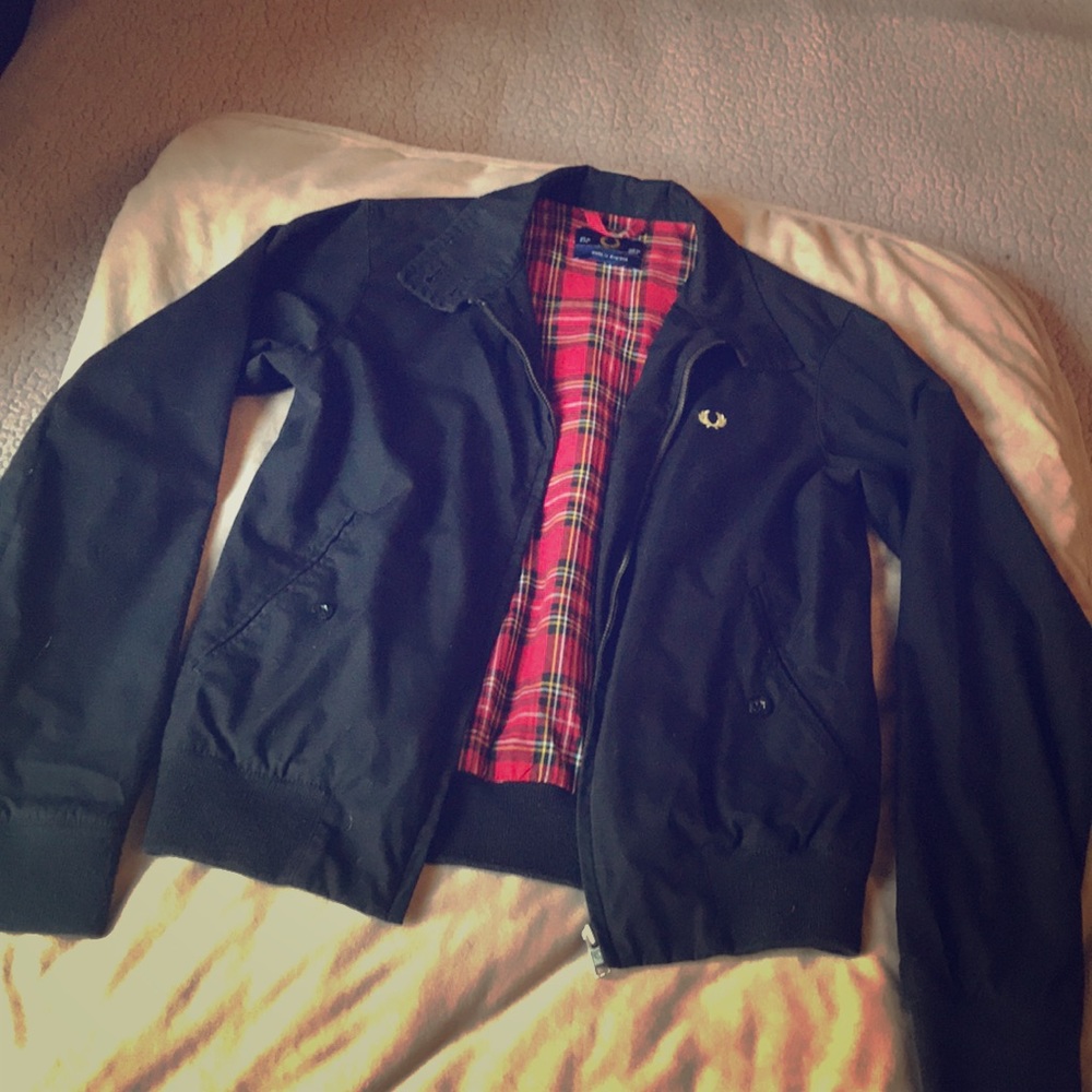 Small woman’s Fred Perry harrington jacket